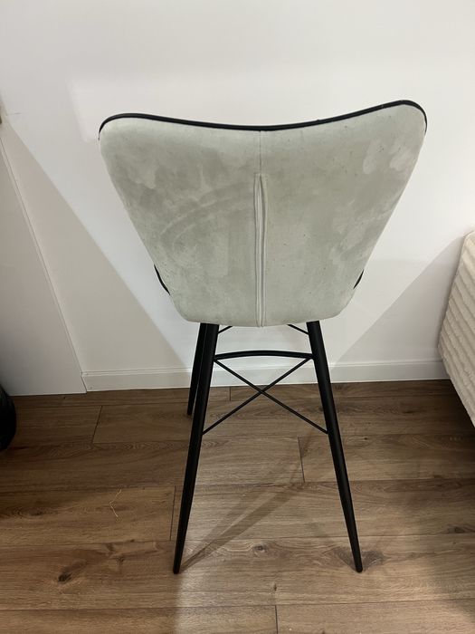 Бар стол сив велур