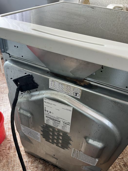 Продам электро плитку Ханса