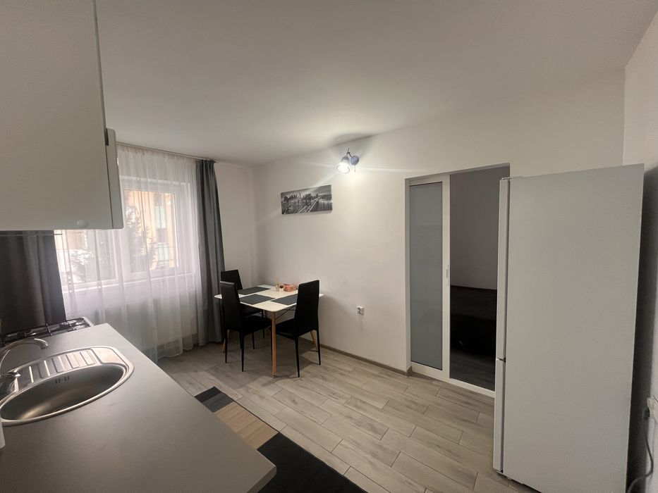 Garsonieră modernă – De închiriat / Cu posibilitate de vânzare