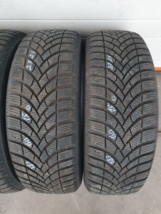 Зимни гуми 4 броя SEMPERIT SpeedGrip5 185 60 R15 дот 2721