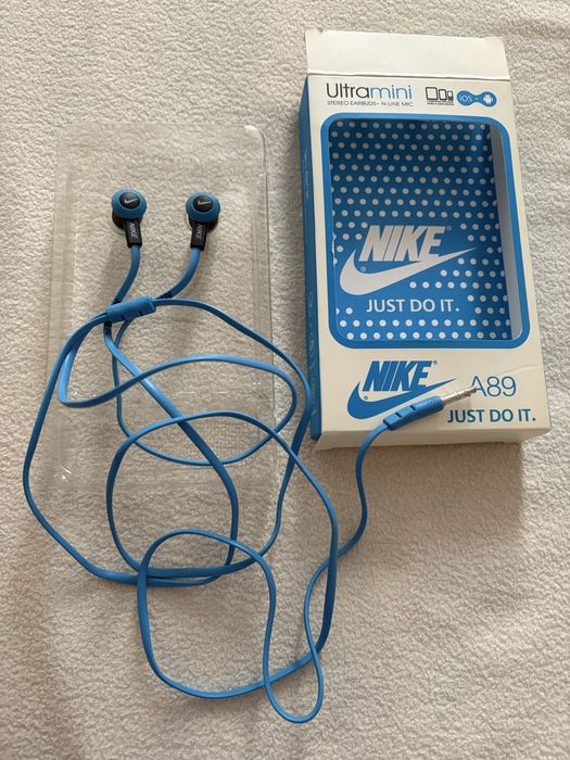 Vand casti Nike + casti originale Huawei