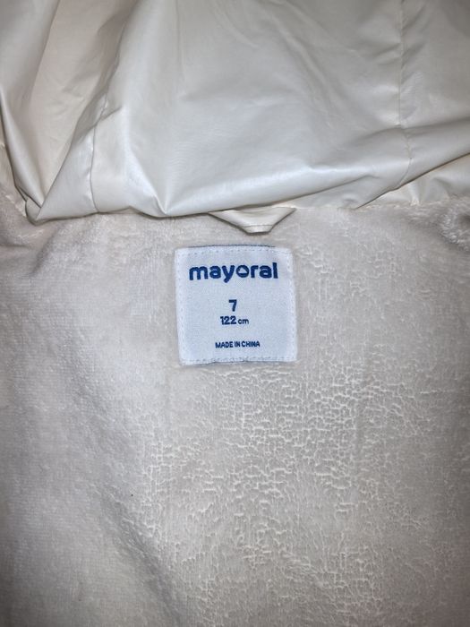 Зимно яке Mayoral за момиче 122 см