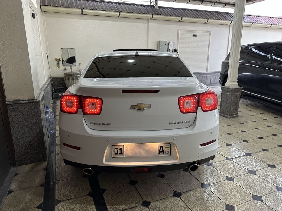 Malibu 1-3 pozitsia. V idealnom sostayanii,yest navoroti. Svoya.