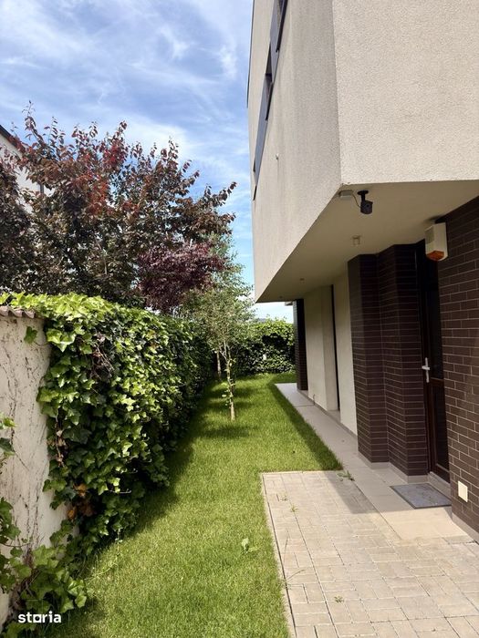 Casă individuală modernă de închiriat | 0 Comision, Curte