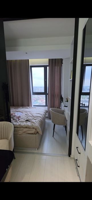 Modera tovers kvartira sotiladi