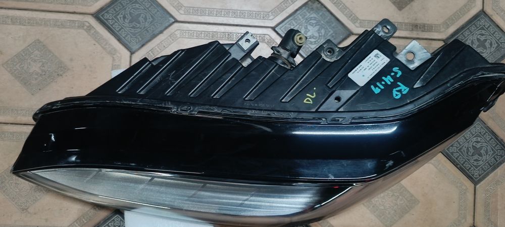 Фара левая Тесла модель Х 2018