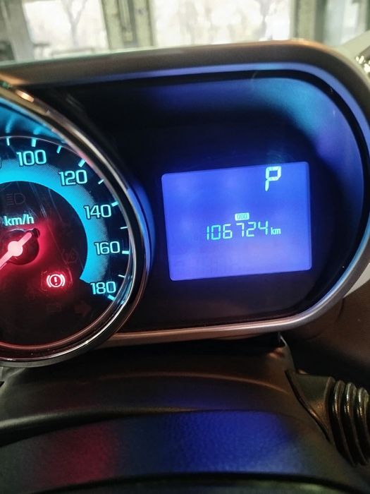 Продам автомашина chevrolet spark последный позиция