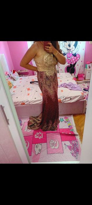 Rochie eleganta rochie eleganta purtata o singura data mărimea L