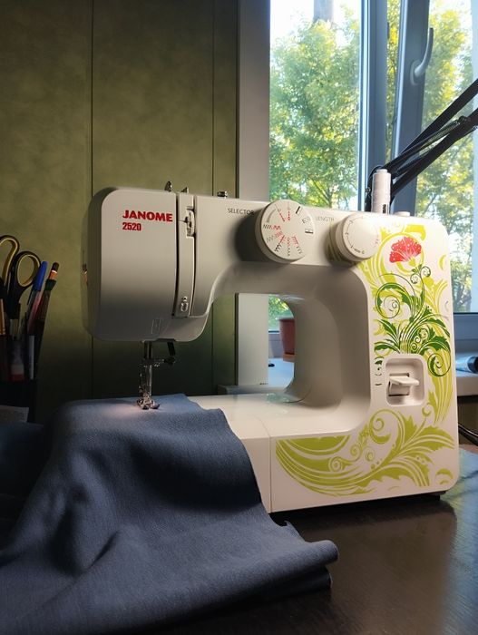 Машинка Janome 2520