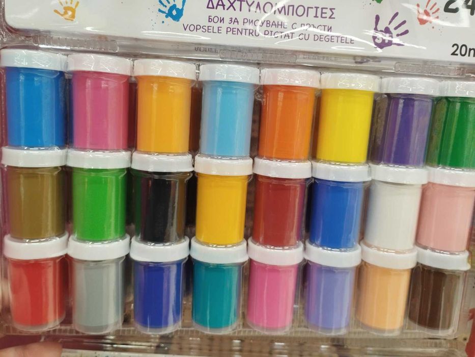 Бой за рисуване с пръсти!