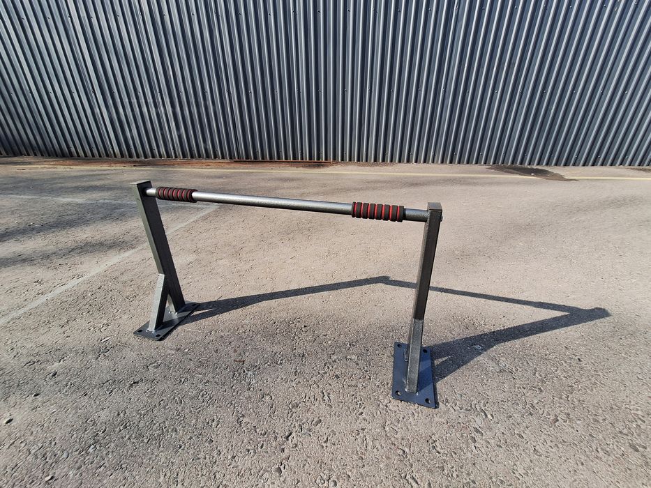 Турник Брус и прес стенавой