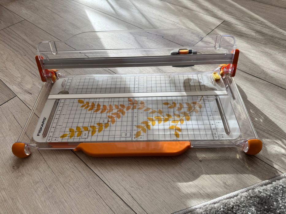 КРАФТ ГИЛОТИНА за хартия А4 / A3