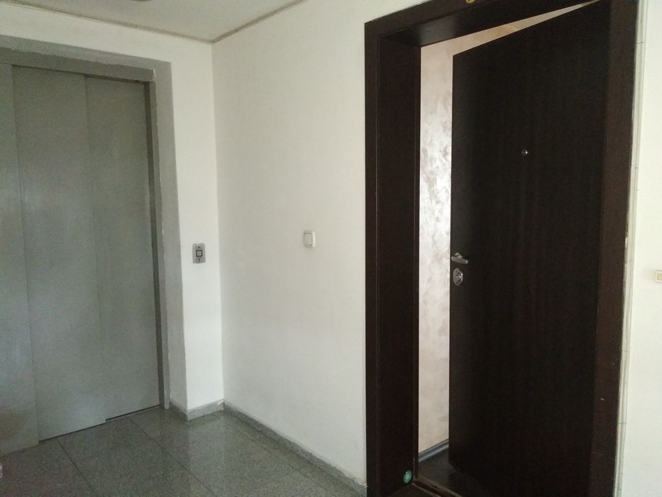 Дава се под наем Тристаен апартамент в София, Белите брези - 105 кв.м за 999 € - Снимка #12