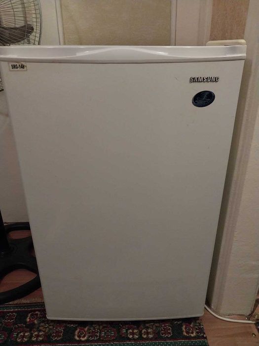 Мини холодильник Самсунг