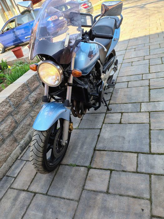 Motocicleta Honda CBf 600 2007