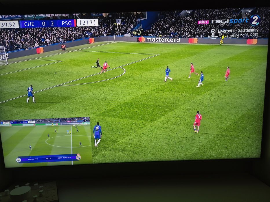 Samsung TV 55" UHD 4K  Seria 8