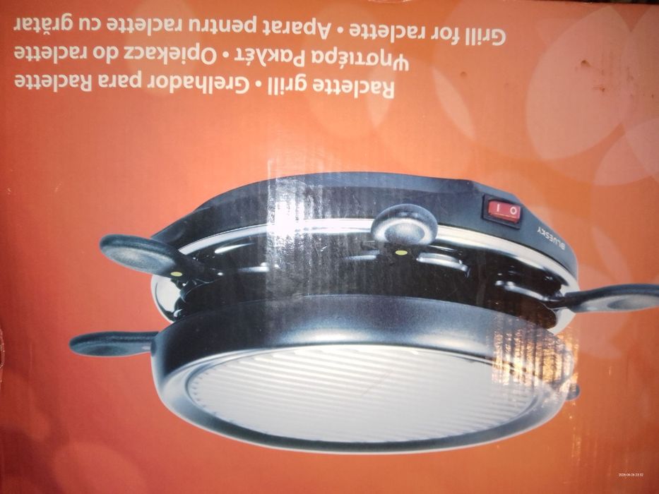 Aparat pentru raclete cu gratar