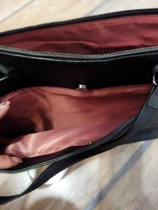 Дамска чанта.Дамска чанта