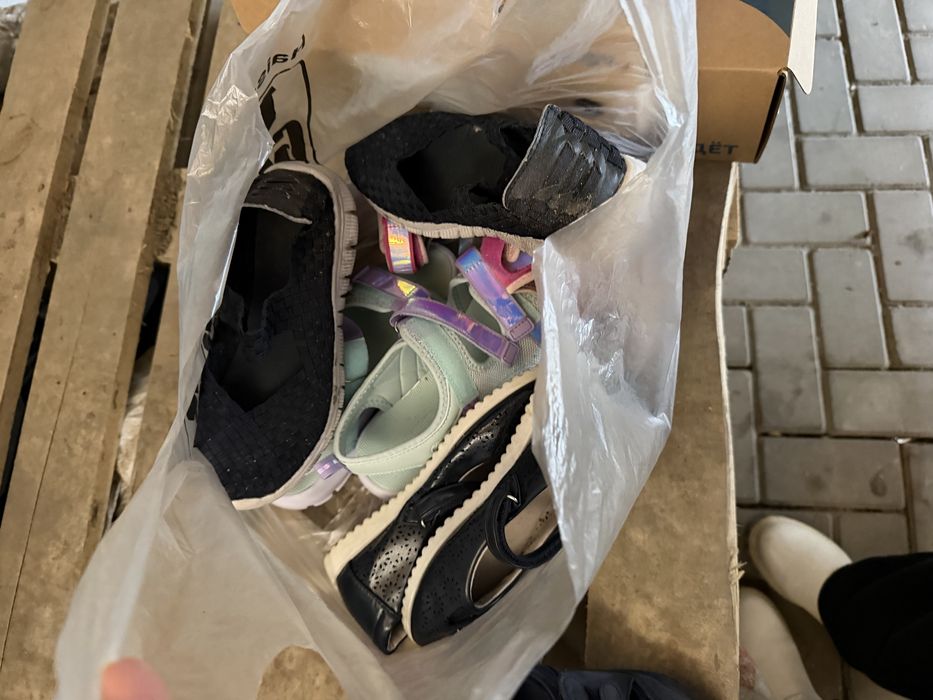 Пакет детской обуви размеры от 25 до 34-36