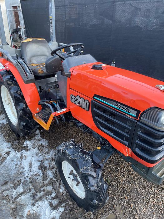 Vand tractor japonez Kubota GB 200 4x4