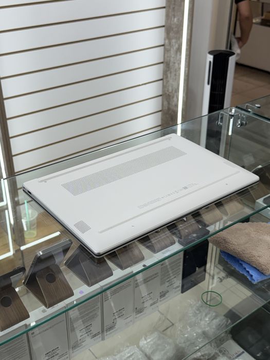 Hp Laptop 15 R5 7520U