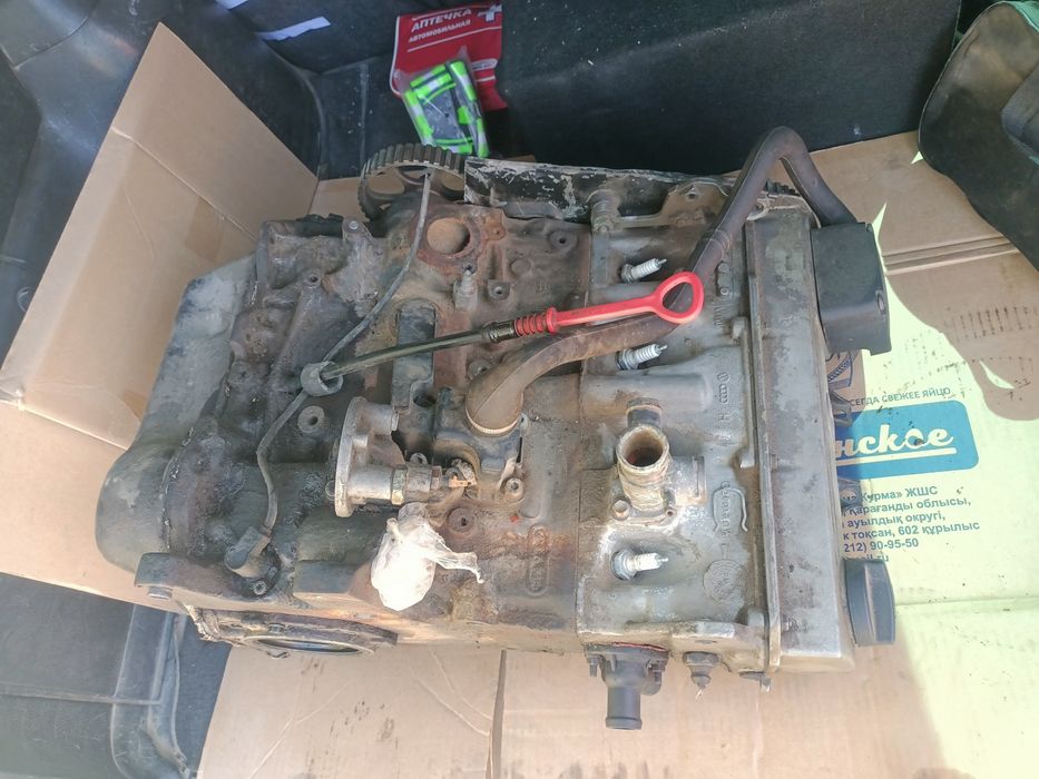 Матор блок головка пассат 2 куб