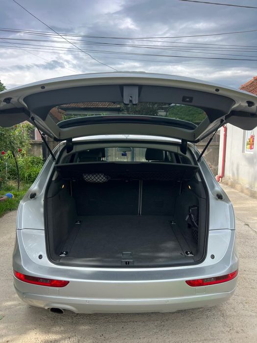 Audi Q5 quattro 2013
