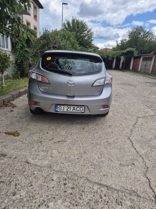 Piese Mazda 3 BL 2012 caroserie si interior