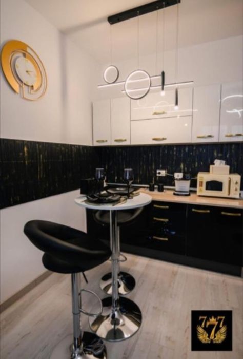 Garsoniera preluare rate