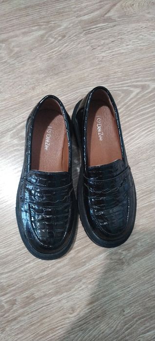 Лоуфъри с дебела подметка 33ном