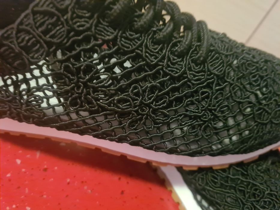 Adidași  mar 39 la 80lei noi