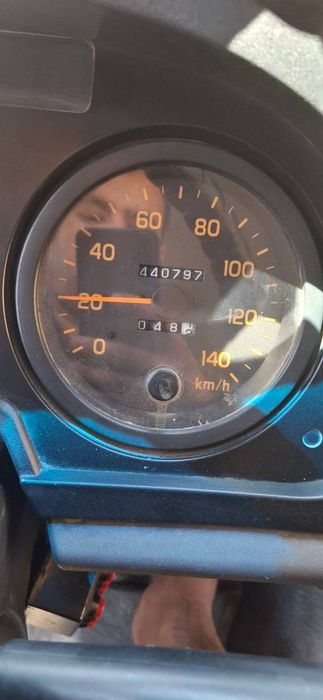 Isuzu katta 16 tonna yuk oladi 3mostlik 75000$