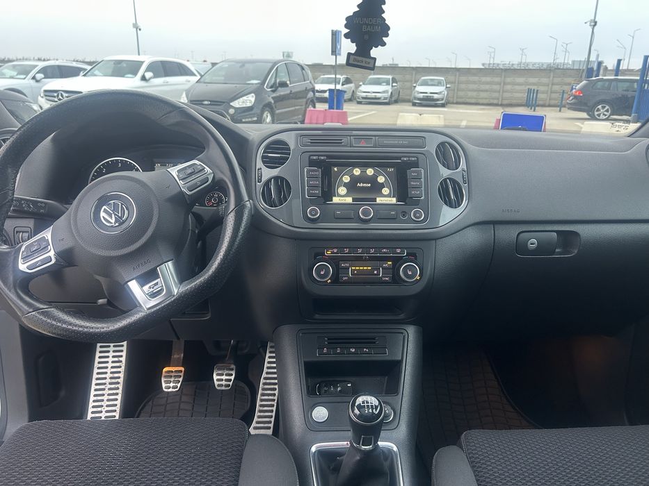 Vw tiguan R-line 4motion 2.0 tdi 140 cp, an fabr 2013,full led