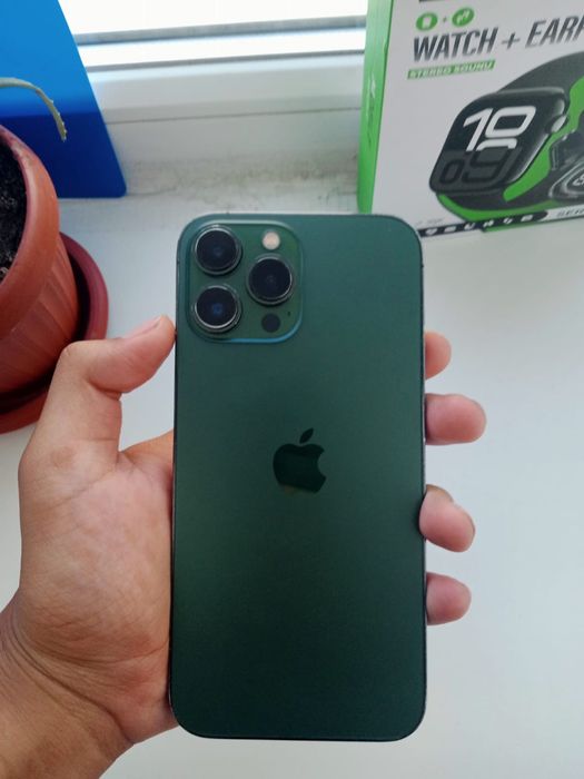 Продам айфон 13 про макс