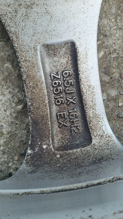 Jante originale Volkswagen+cauciucuri de iarna 16'VW Polo/Seat/Scoda