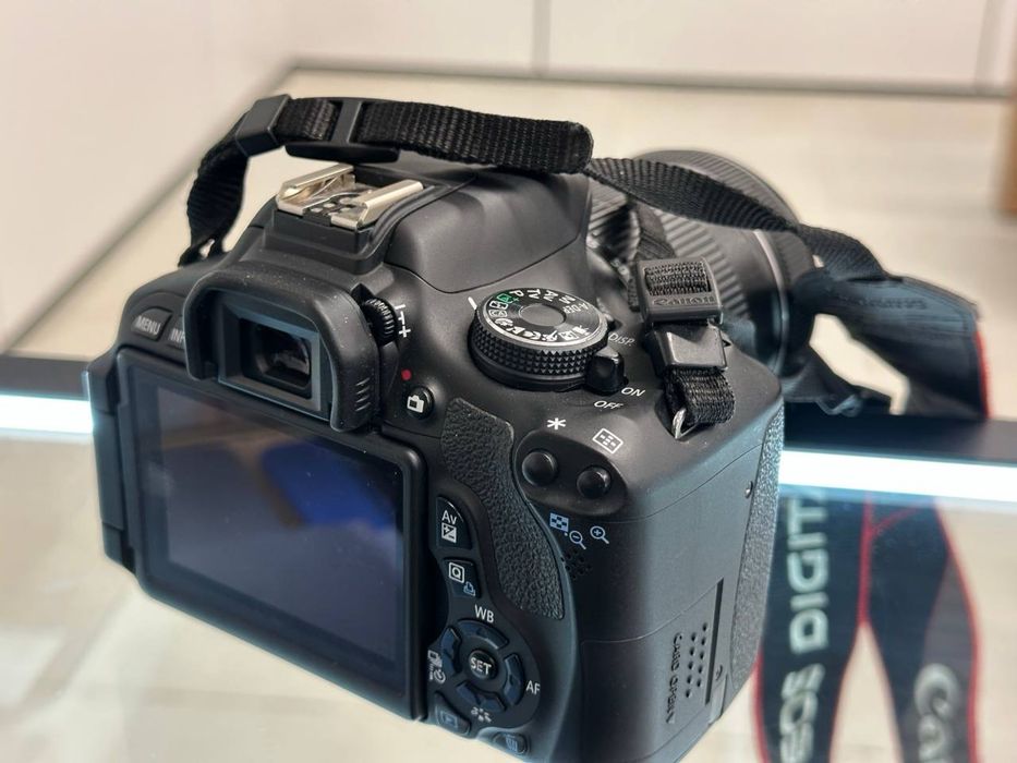 Canon EOS | 600D