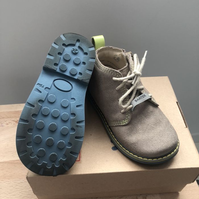 Pantofi BARTEK din piele intorsa, marime 24