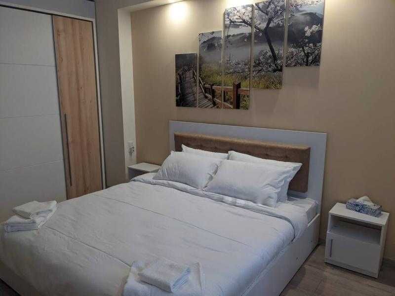 Нов тристаен апартамент в к-с Лазур