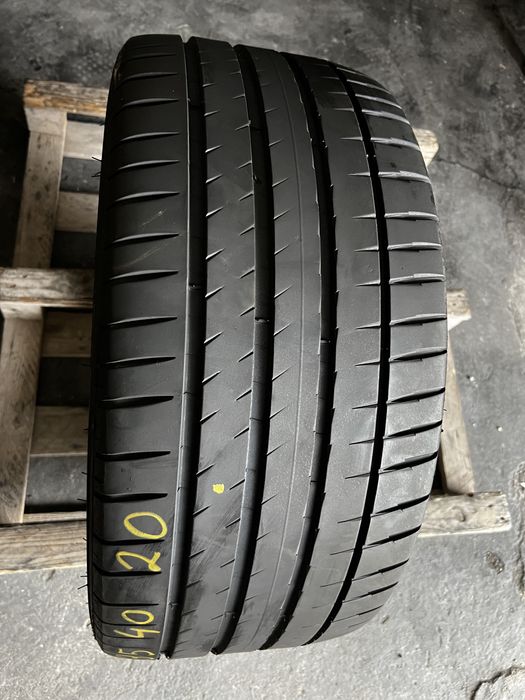 1 anvelopa vara 285/40/20 , Michelin , DOT 4622 , 6.8 mm !