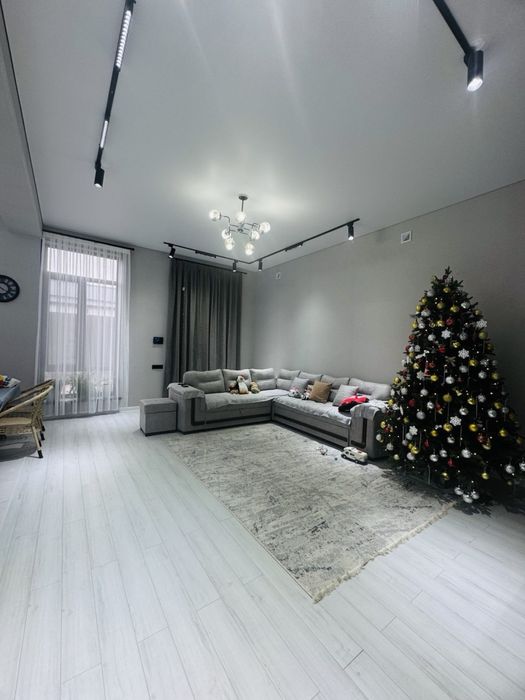 Дом продаётся Хушнут 2,7 соток 240 кв м 210.000&