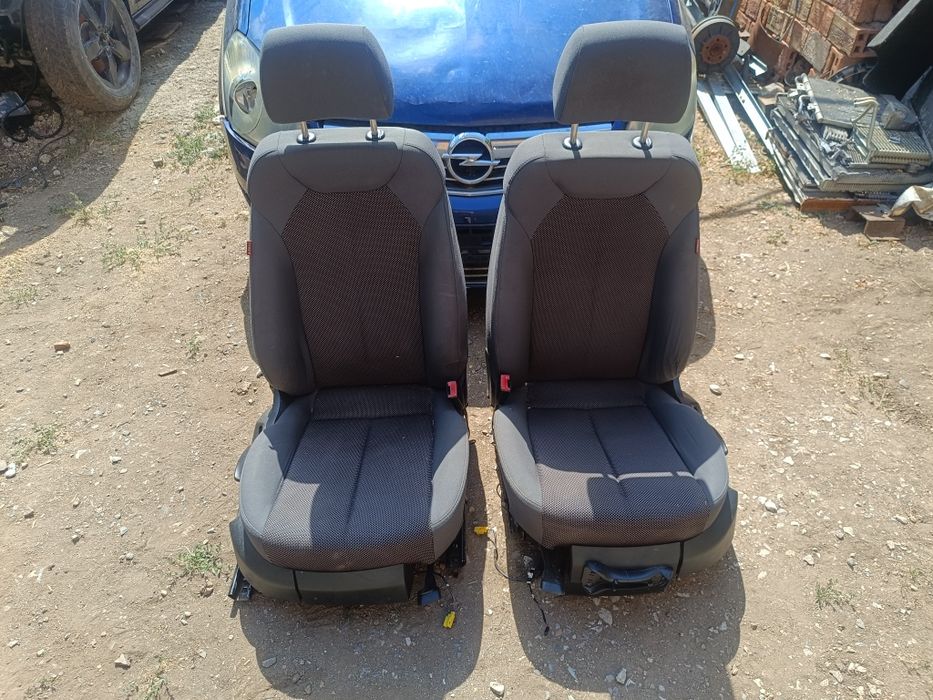 Seat Leon 1P1 1.9TDI 105к.с на части