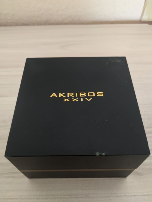 Автоматичен часовник Акрибос