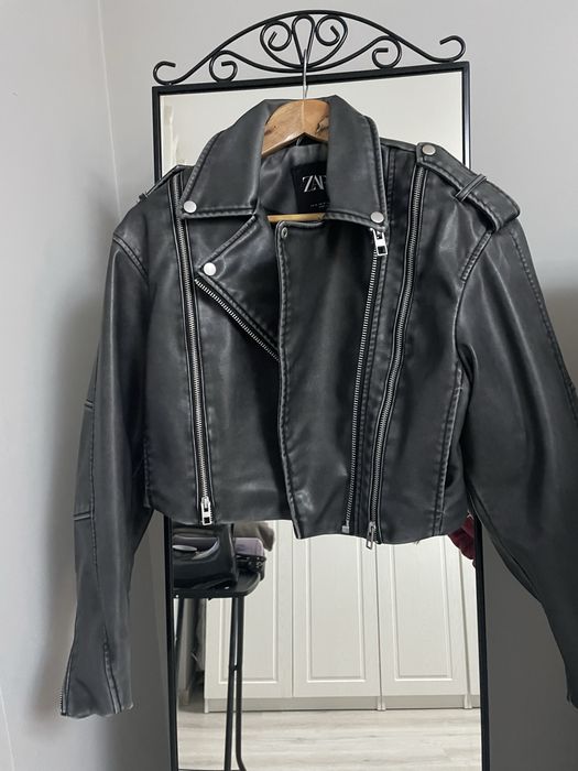 Яке без забележки/ZARA