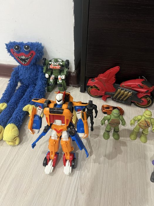 Продам игрушки все или отдельно