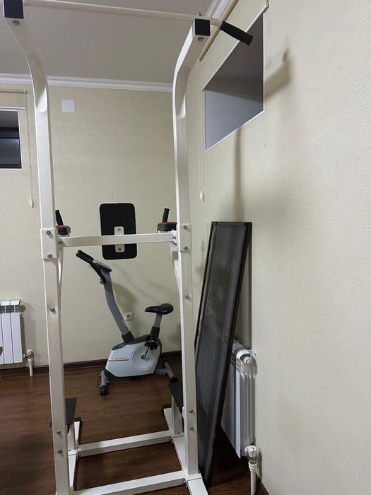 Продам турник для подтягивания