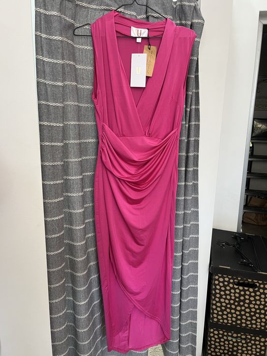 Дамски дрехи на едро от затворил магазин