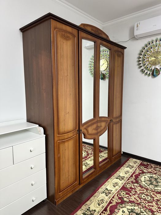 Спальный гарнитур