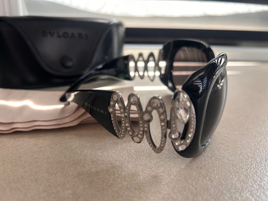 Оригинални слънчеви очила Bvlgari 8016-B с кристали + калъф