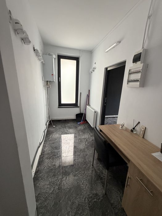 De inchiriat spatiu comercial