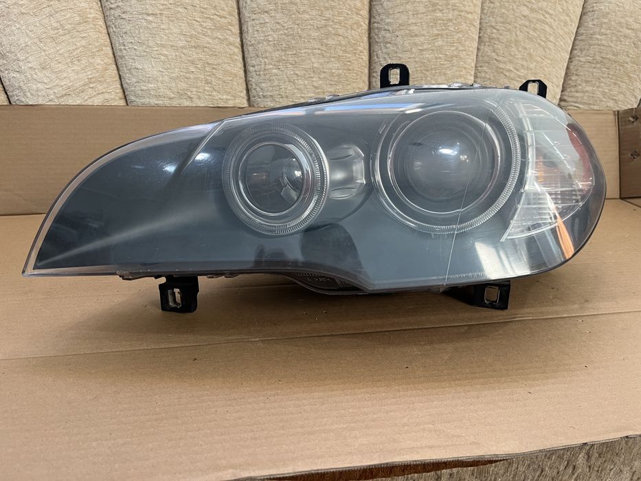 Far stanga BMW X5 E70